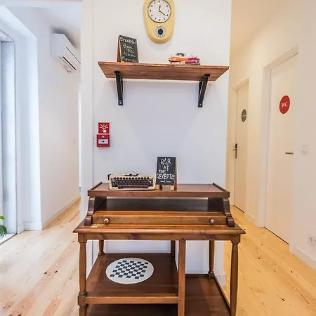 Poets 호스텔 리스본