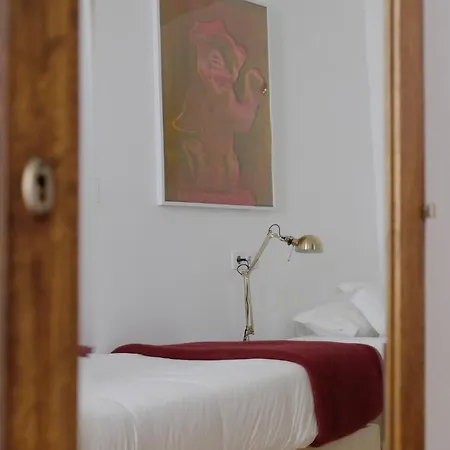 Хостел Poets *