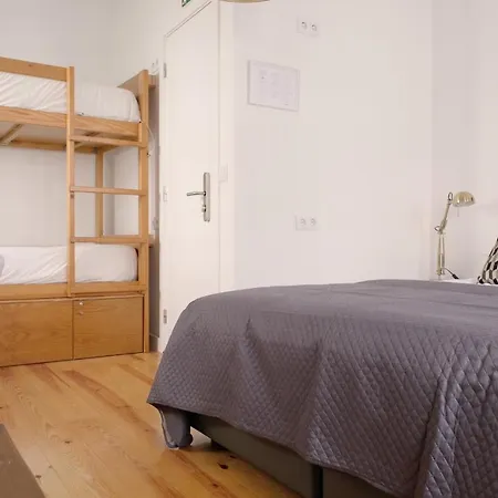 Auberge de jeunesse Poets *